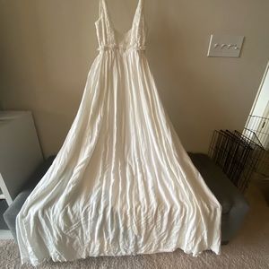 White maxi dress NEVER WORN NEW WITH TAGS